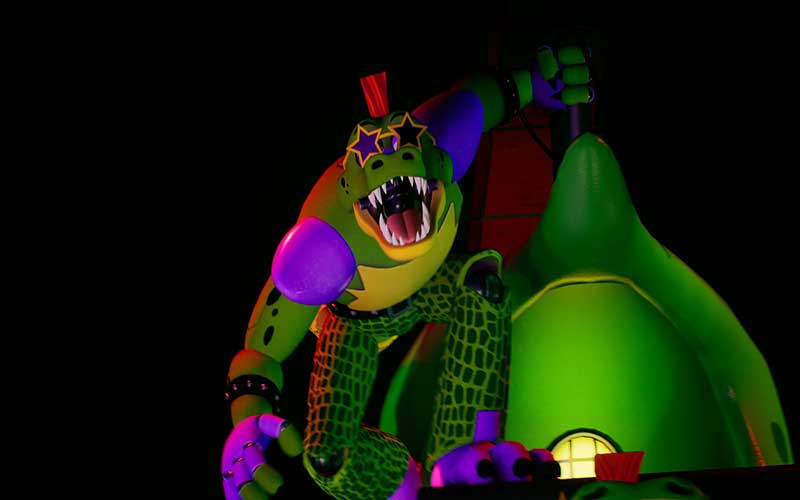 HUNTED BY THE NEW GLAMROCK BONNIE. - FNAF Security Breach Mods 